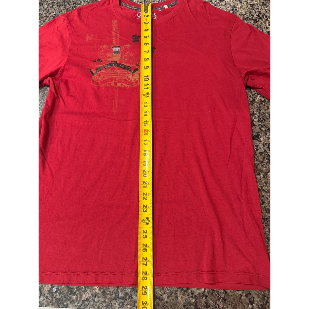 Guess Jeans Mens Graphic T-Shirt Red XL Cotton Distressed Crest M8439113 - Picture 8 of 8